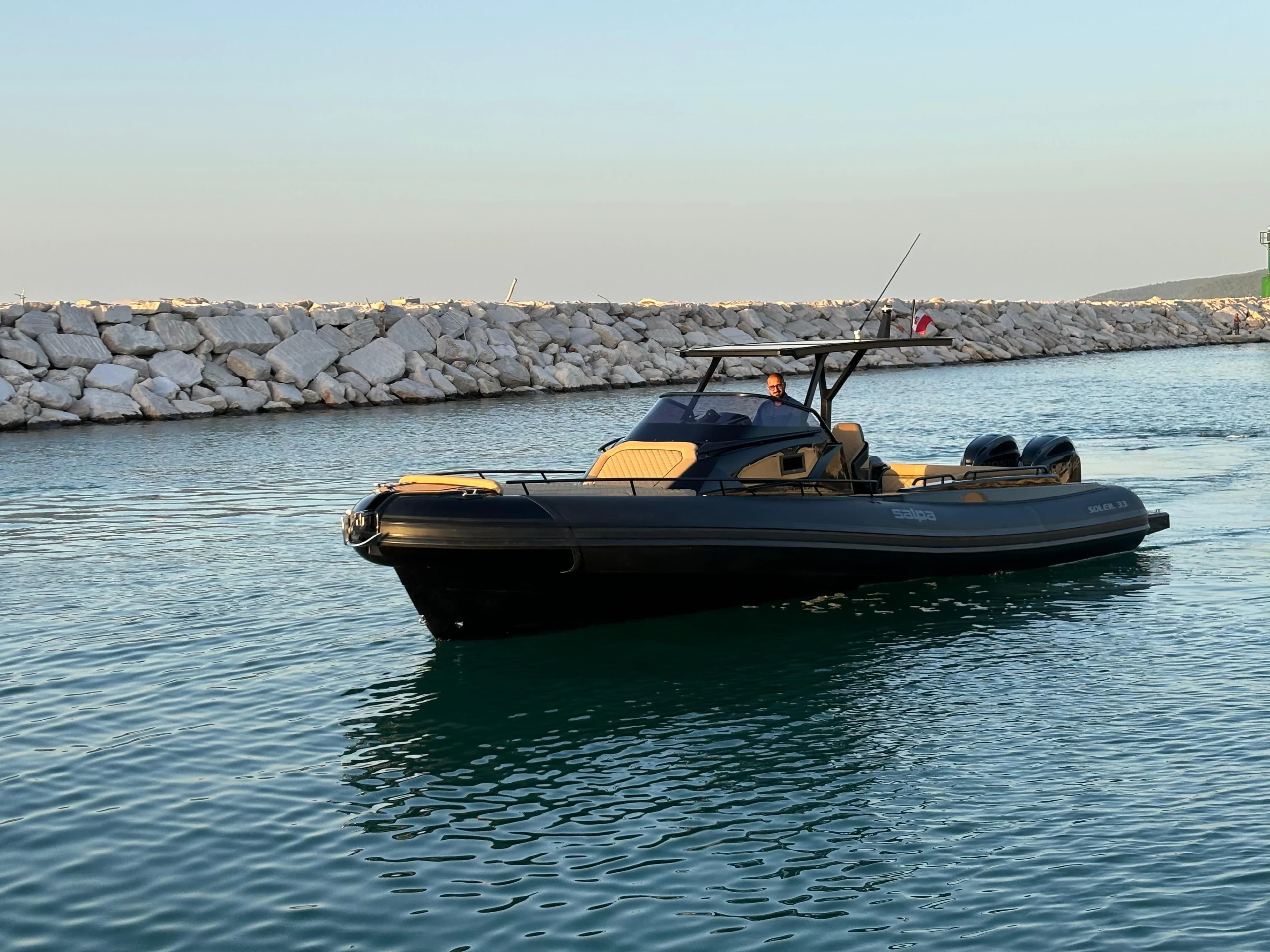 Gommone con patente a Rodi Garganico