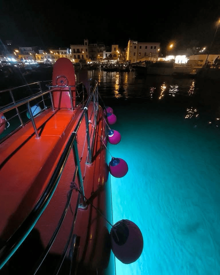 Interno con vetrate panoramiche